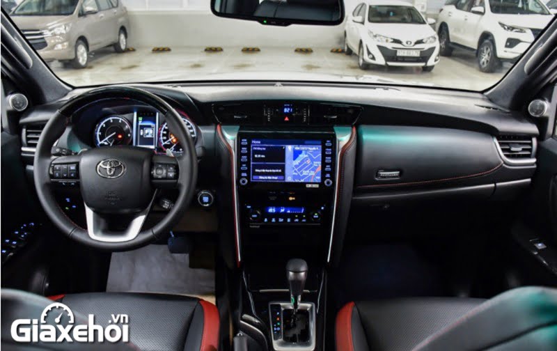Toyota Fortuner Legender 2.4 AT 4x2 2025: Giá bán mới nhất, Đánh giá xe, Ưu đãi tốt nhất khoang lai toyota fortuner legender 2 4at 2021 toyotalongphuoc vn - Toyota Fortuner Legender 2.4 AT 4x2 2025: Giá bán mới nhất, Đánh giá xe, Ưu đãi tốt nhất