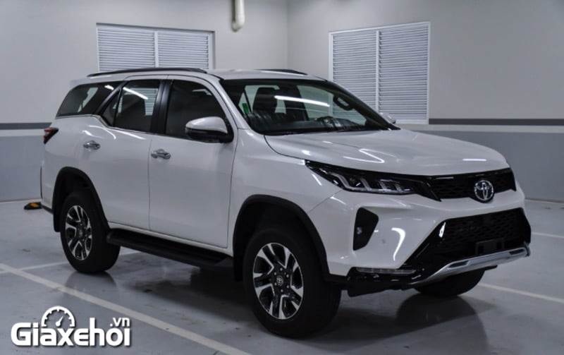 Toyota Fortuner Legender 2.4 AT 4x2 2025: Giá bán mới nhất, Đánh giá xe, Ưu đãi tốt nhất than xe toyota fortuner legender 2 4at 2021 toyotalongphuoc vn - Toyota Fortuner Legender 2.4 AT 4x2 2025: Giá bán mới nhất, Đánh giá xe, Ưu đãi tốt nhất