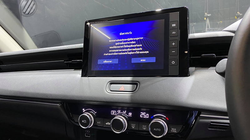 Đánh giá xe Honda HR-V 2025 - Lột xác về mọi mặt dvd honda hr v 2022 thailand muaxegiatot vn 8 - Đánh giá xe Honda HR-V 2025 - Lột xác về mọi mặt