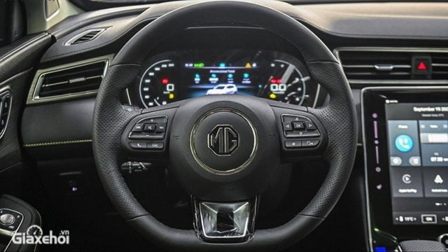 MG RX5 giá từ 739 triệu có gì cạnh tranh với Toyota Corolla Cross? luu ban nhap tu dong 44 640x360 1 - MG RX5 giá từ 739 triệu có gì cạnh tranh với Toyota Corolla Cross?