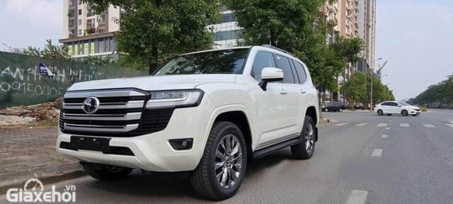 Toyota Land Cruiser toyota land cruiser 640x288 1 - Toyota Land Cruiser